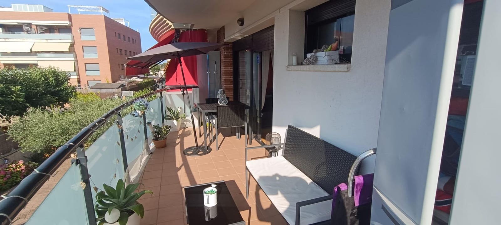 3 makuuhuone Asunto myytävänä paikassa Cunit mukana uima-altaan 
autotalli - 289 000 € (Ref: 9099190)