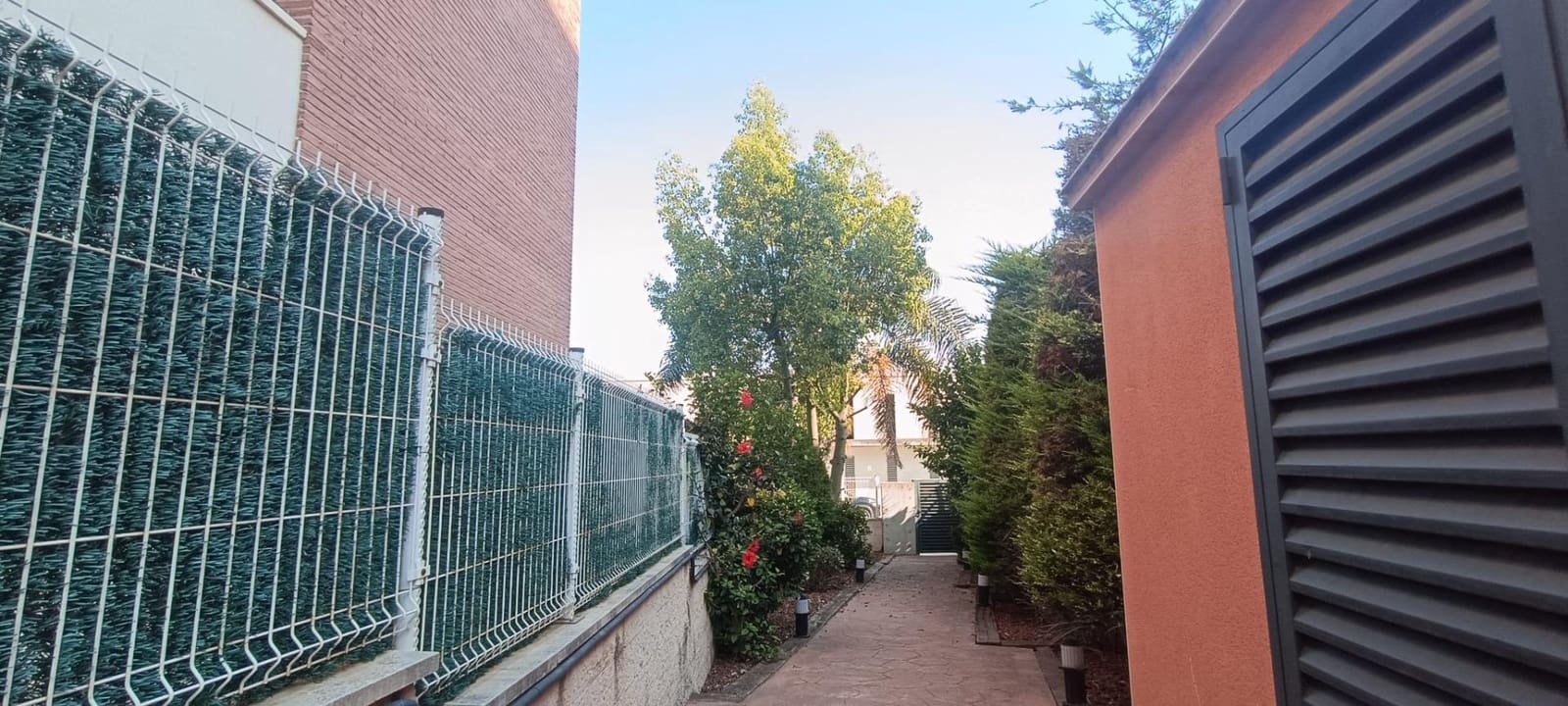 3 makuuhuone Asunto myytävänä paikassa Cunit mukana uima-altaan 
autotalli - 289 000 € (Ref: 9099190)