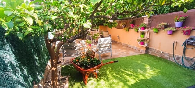 3 bedroom Terraced Villa for sale in Banyeres del Penedès with garage - € 230,000 (Ref: 9161076)