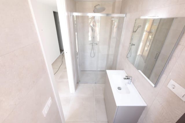 3 bedroom Terraced Villa for sale in Banyeres del Penedès with garage - € 275,000 (Ref: 9330720)