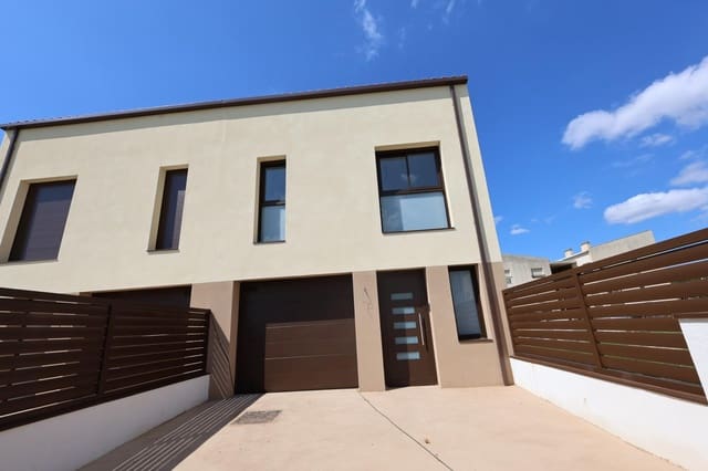 3 bedroom Terraced Villa for sale in Banyeres del Penedès with garage - € 275,000 (Ref: 9330720)