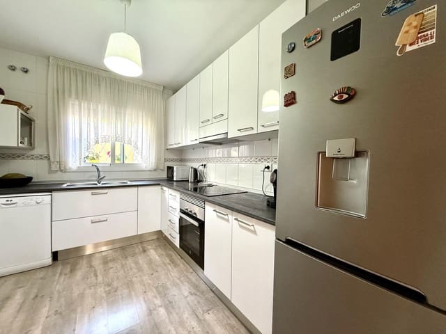 Adosado de 4 habitaciones en Segur de Calafell, Calafell en venta con garaje - 325.000 € (Ref: 9330721)