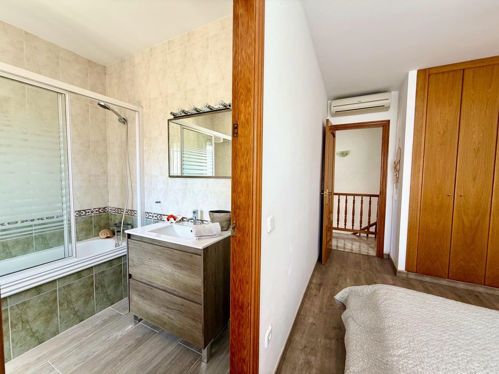 4 chambre Villa/Maison Mitoyenne à vendre à Segur de Calafell avec garage - 325 000 € (Ref: 9330721)