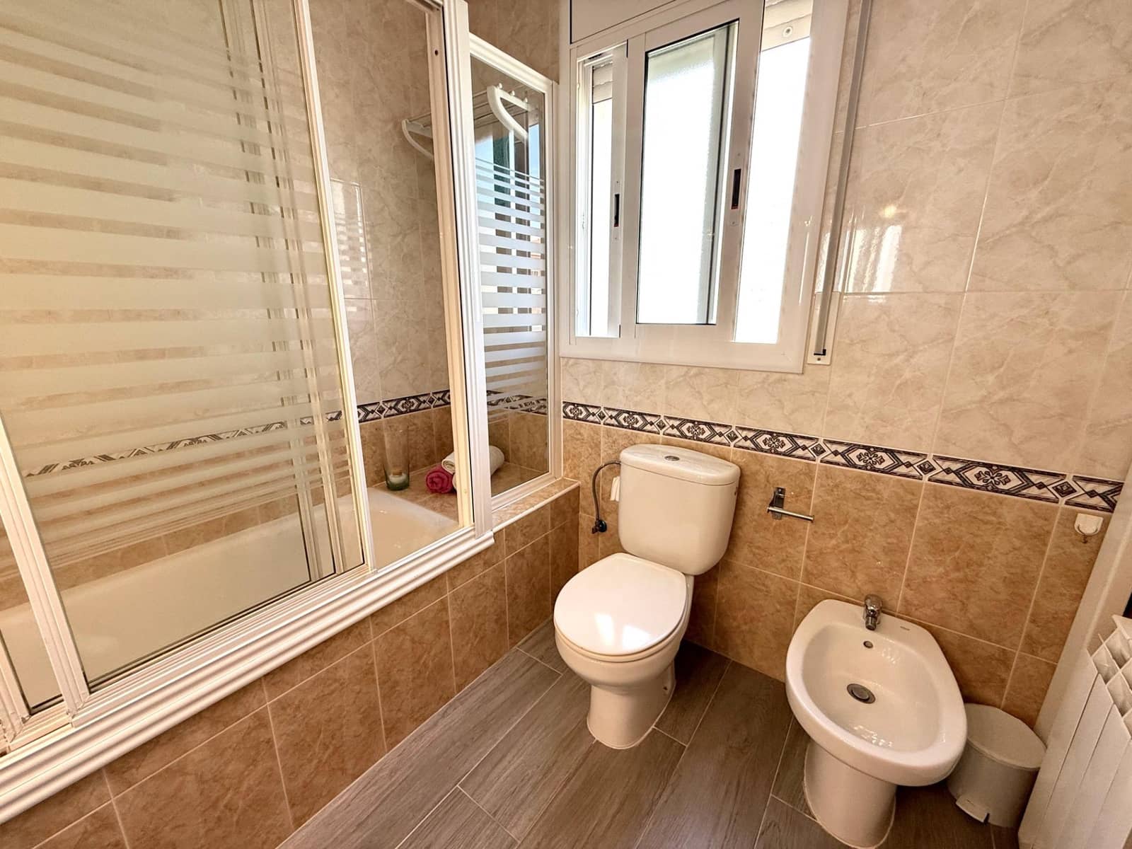 4 chambre Villa/Maison Mitoyenne à vendre à Segur de Calafell avec garage - 325 000 € (Ref: 9330721)