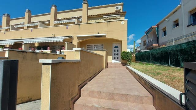 4 camera da letto Villetta a Schiera in vendita in Segur de Calafell, Calafell con piscina garage - 340.000 € (Rif: 9330732)