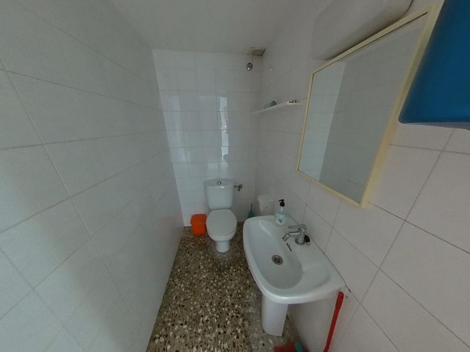 Commercieel te koop in El Vendrell - € 110.000 (Ref: 9330737)