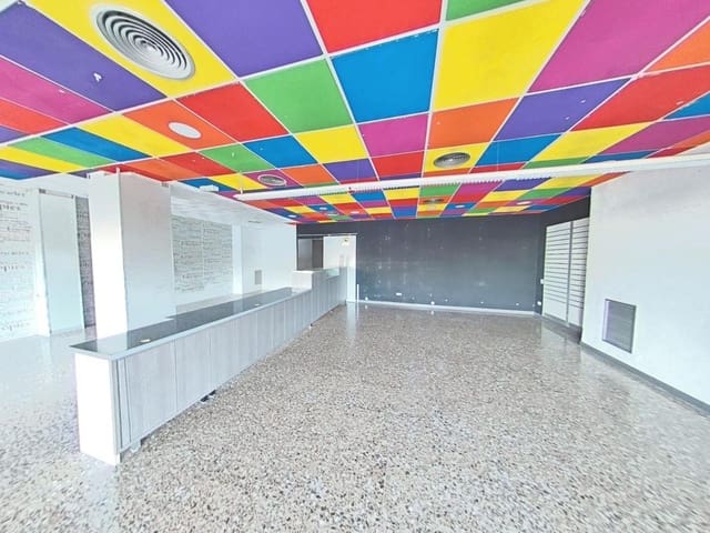 Local Commercial à vendre à El Vendrell - 110 000 € (Ref: 9330737)