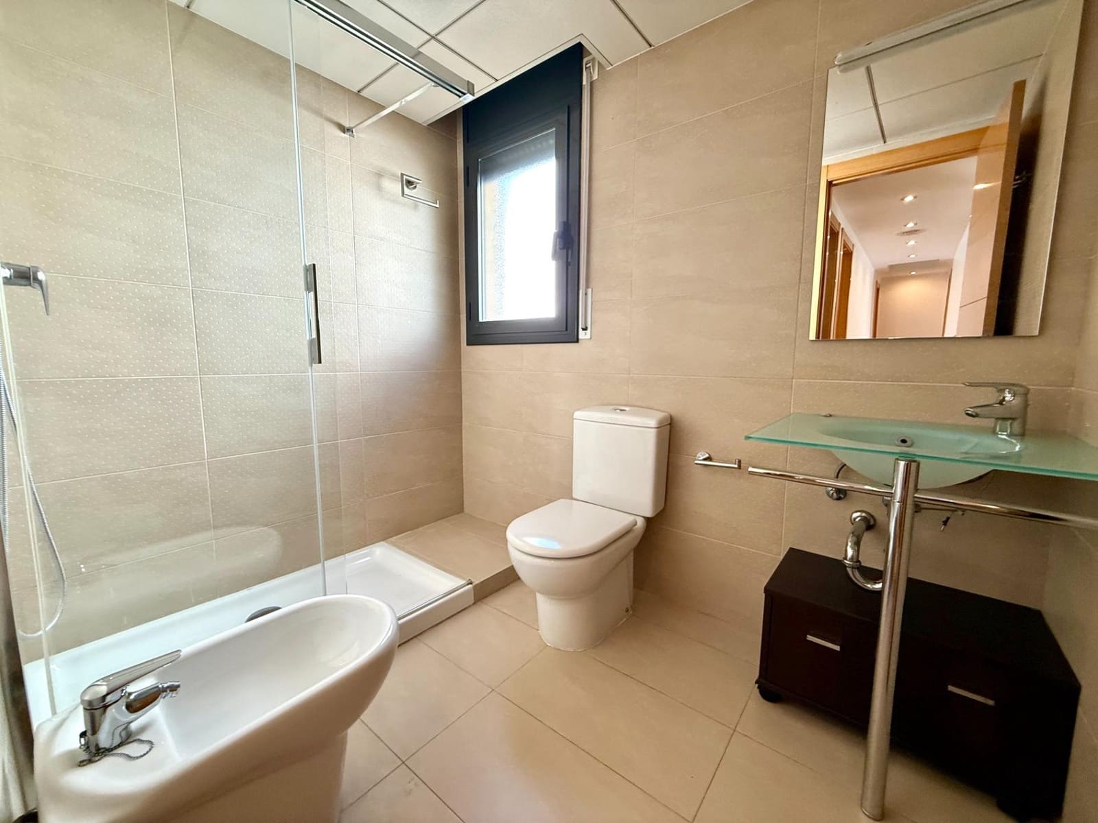 5 sypialnia Willa na sprzedaż w El Vendrell z basenem garażem - 430 000 € (Ref: 9330741)