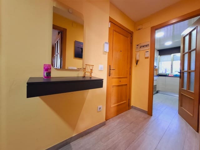 3 bedroom Apartment for sale in Cunit with pool - € 281,000 (Ref: 9330744)