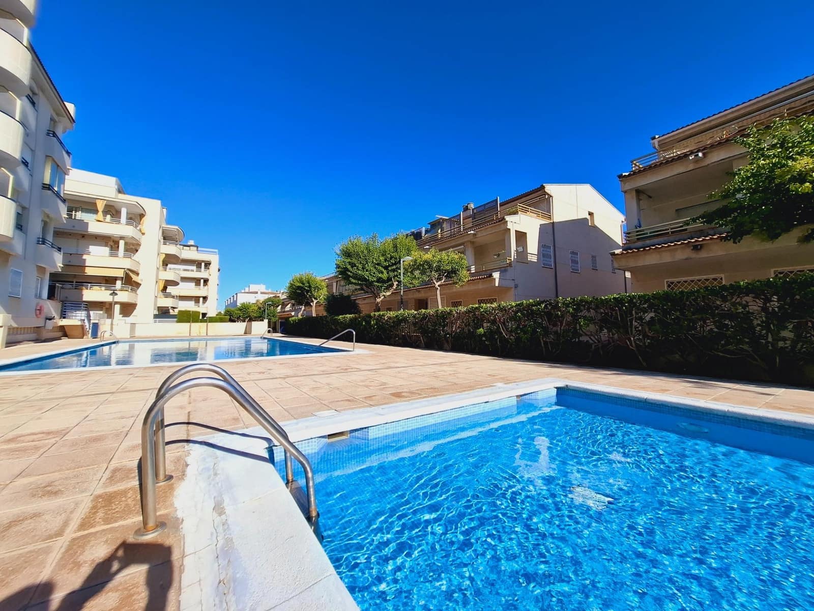 3 bedroom Apartment for sale in Cunit with pool - € 281,000 (Ref: 9330744)