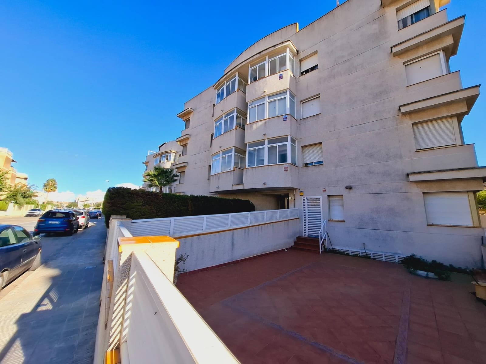 3 bedroom Apartment for sale in Cunit with pool - € 281,000 (Ref: 9330744)