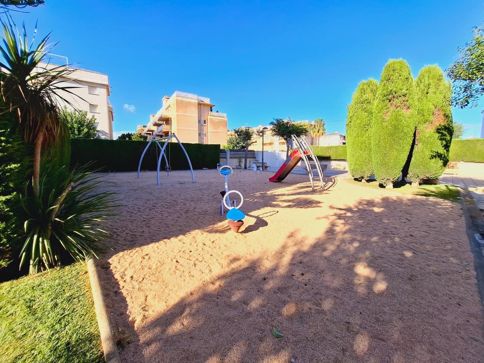 3 bedroom Apartment for sale in Cunit with pool - € 281,000 (Ref: 9330744)