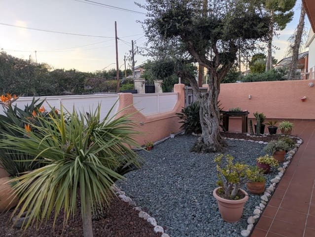 4 sypialnia Willa na sprzedaż w Segur de Calafell, Calafell - 425 000 € (Ref: 9355939)