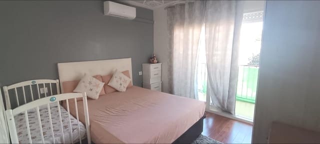 3 makuuhuone Asunto myytävänä paikassa Segur de Calafell, Calafell mukana 
autotalli - 157 000 € (Ref: 9362428)