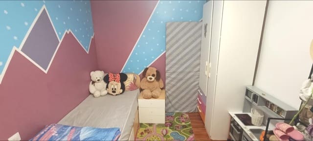 3 makuuhuone Asunto myytävänä paikassa Segur de Calafell, Calafell mukana 
autotalli - 157 000 € (Ref: 9362428)