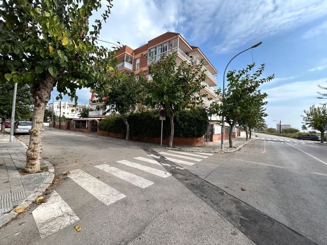 Commercieel te koop in Cunit - € 190.000 (Ref: 9374358)