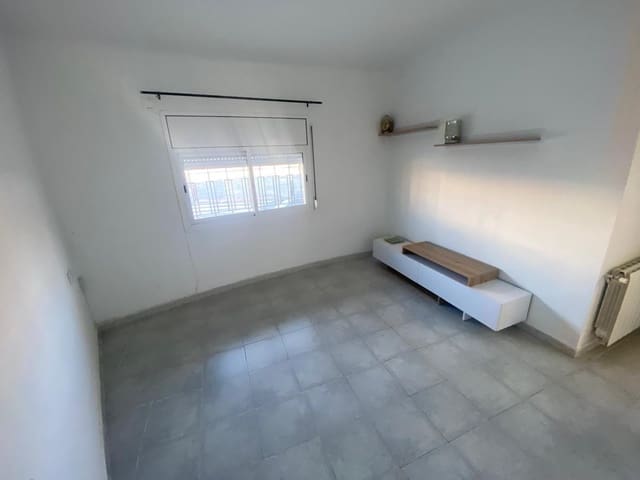 2 quarto Apartamento para venda em Vilanova i la Geltrú - 149 000 € (Ref: 9388014)