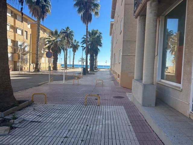 Local Commercial à vendre à El Vendrell - 75 000 € (Ref: 9401192)