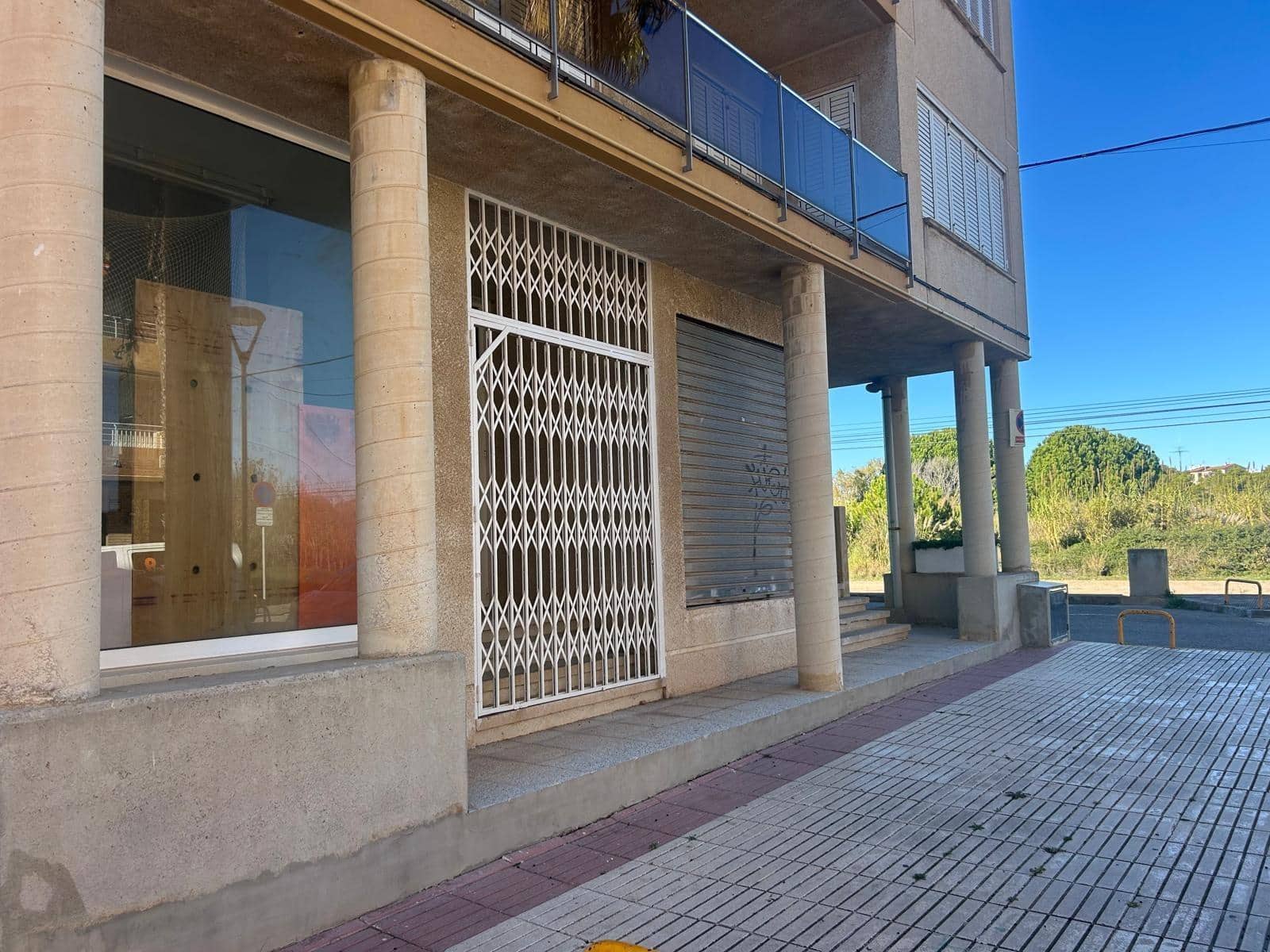 Local Commercial à vendre à El Vendrell - 75 000 € (Ref: 9401192)