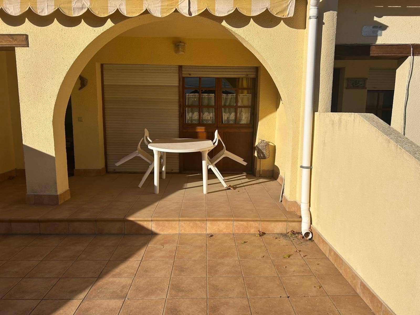 4 sovrum Radhus till salu i Calafell - 269 000 € (Ref: 9406547)