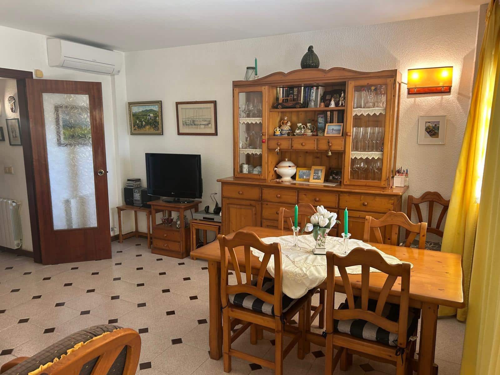 4 sovrum Radhus till salu i Calafell - 269 000 € (Ref: 9406547)