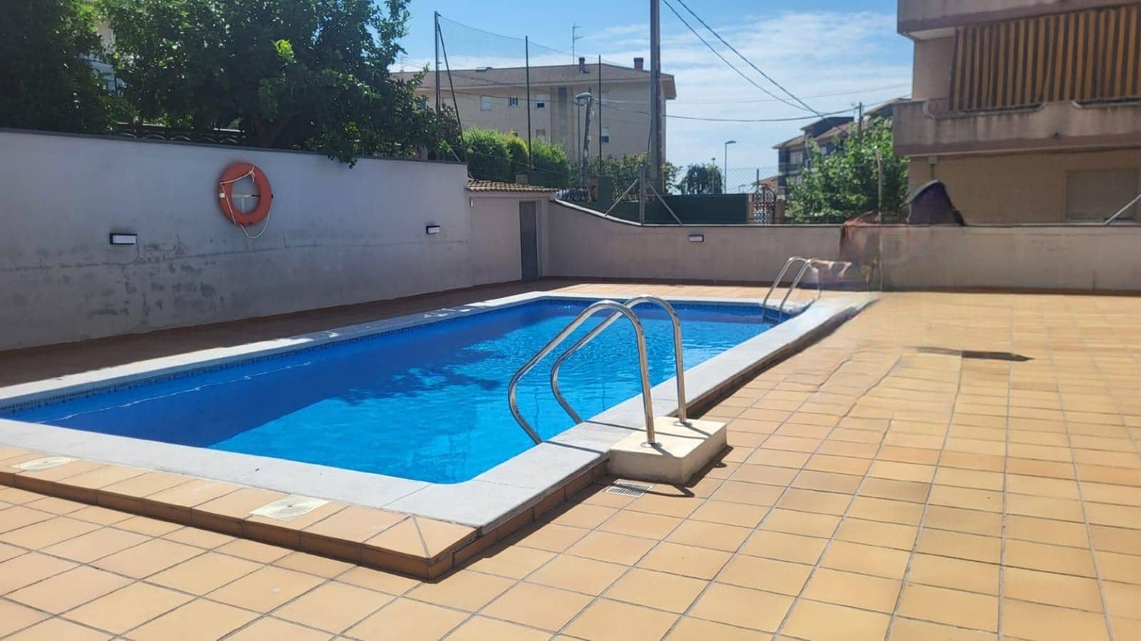 2 bedroom Penthouse for sale in Cunit with pool - € 215,000 (Ref: 9407997)