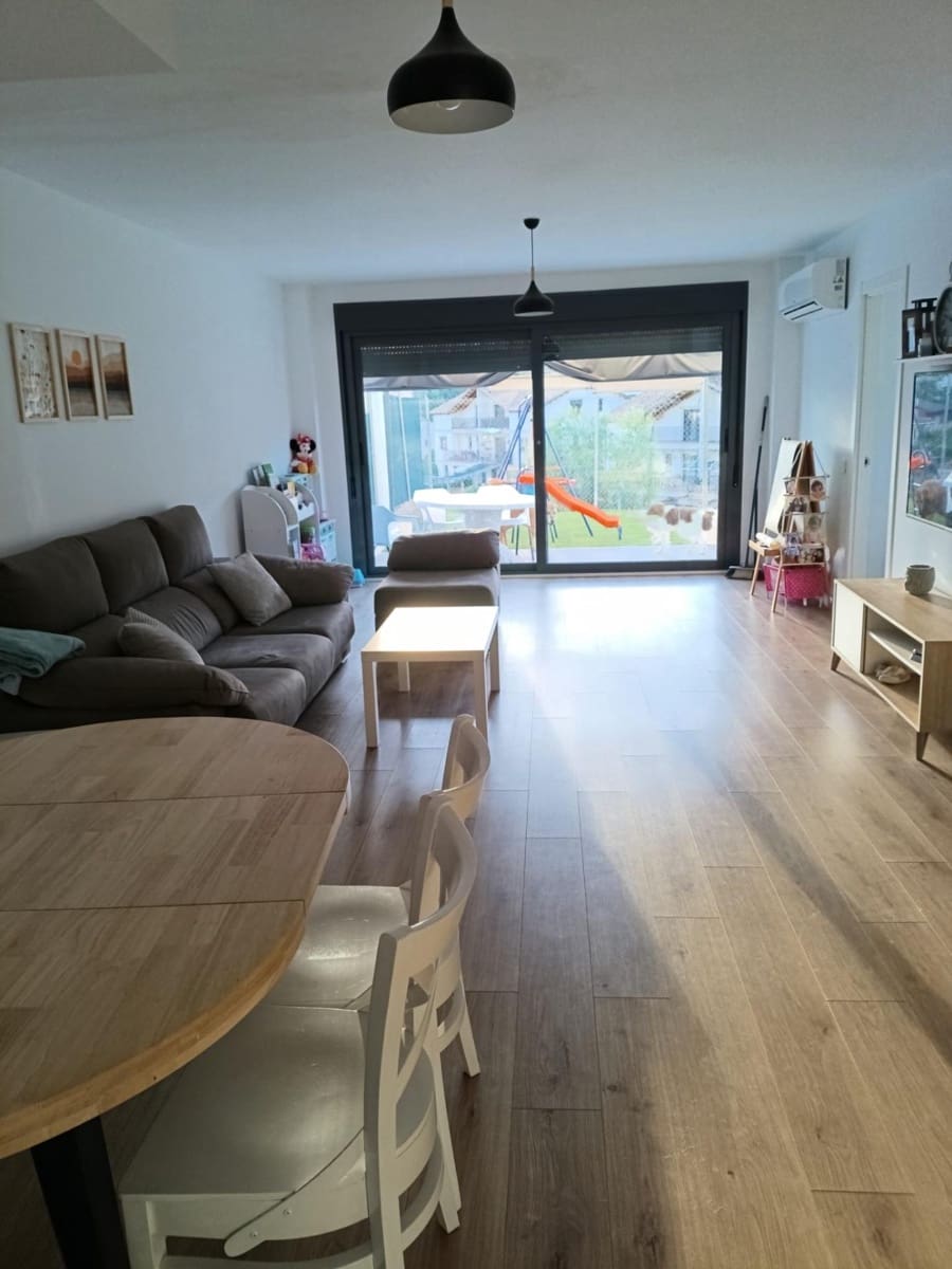 4 chambre Villa/Maison Mitoyenne à vendre à Calafell - 279 000 € (Ref: 9427309)