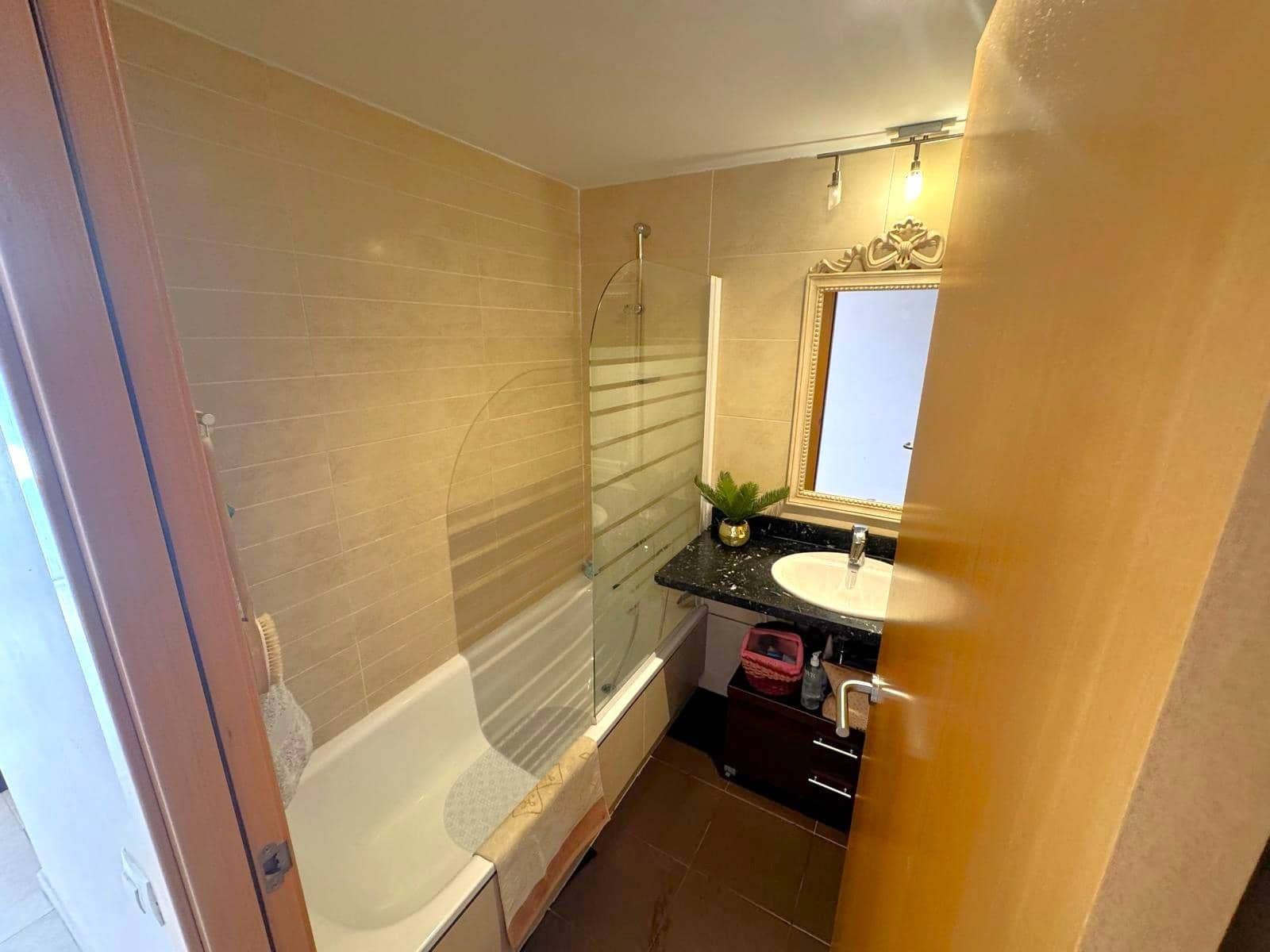 Piso de 3 habitaciones en El Vendrell en venta con piscina - 285.000 € (Ref: 9427310)