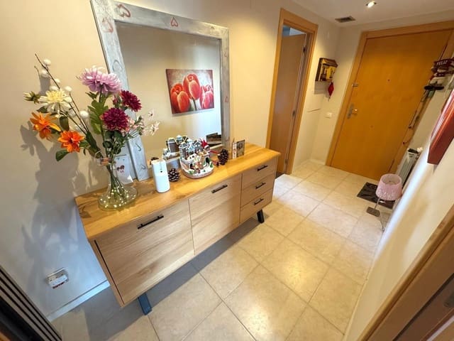 Piso de 3 habitaciones en El Vendrell en venta con piscina - 285.000 € (Ref: 9427310)