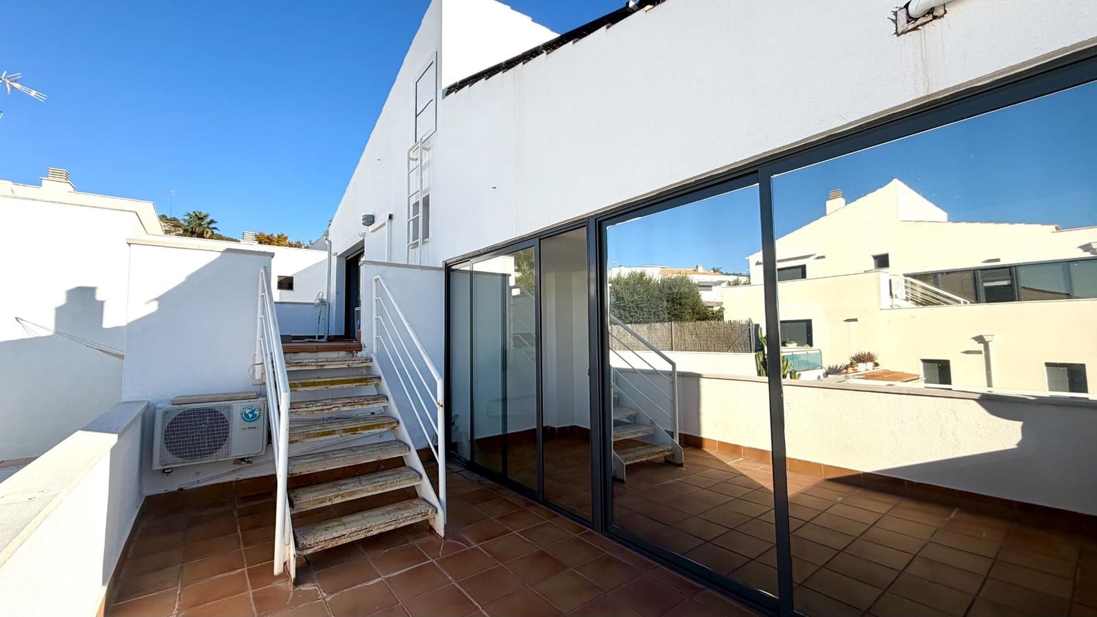 3 soverom Villa til salgs i Calafell med svømmebasseng garasje - € 399 000 (Ref: 9437523)