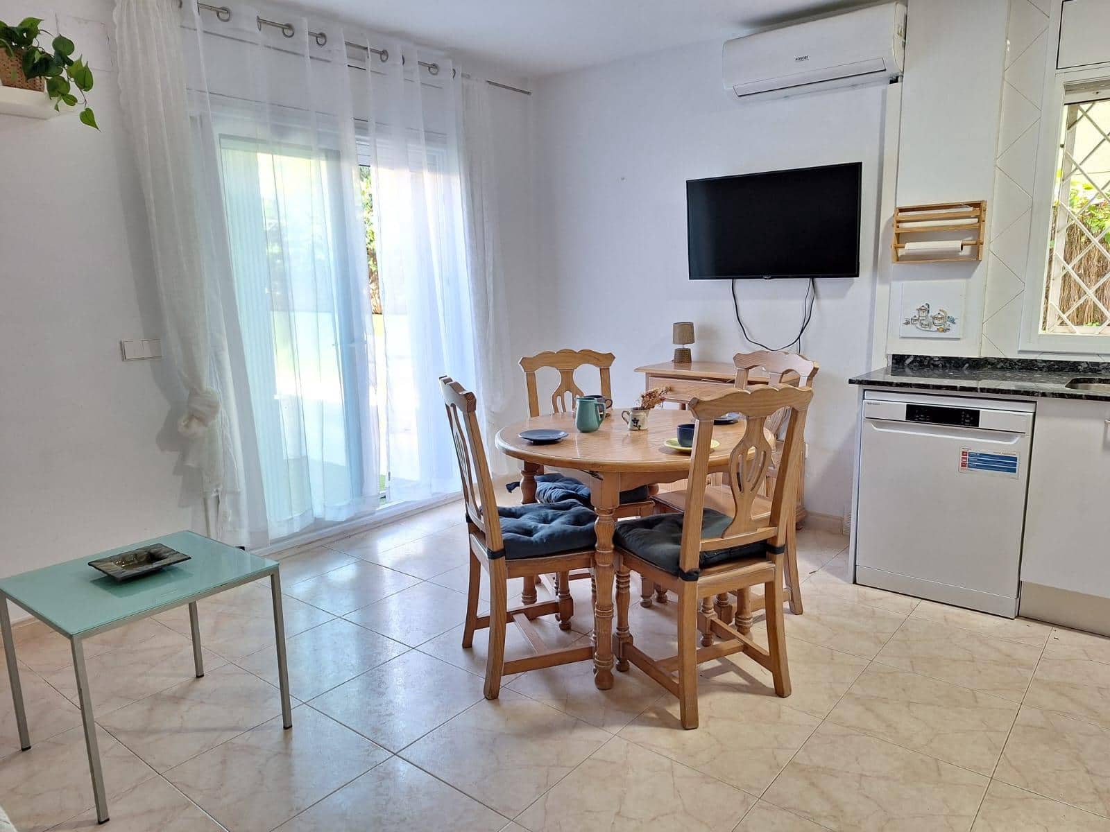 1 soverom Leilighet til salgs i Sant Salvador (Coma-Ruga) med svømmebasseng - € 172 000 (Ref: 9437525)