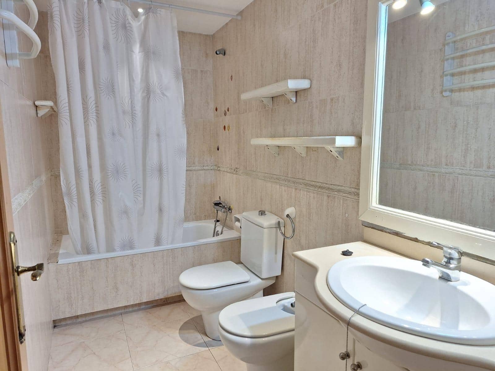 1 soverom Leilighet til salgs i Sant Salvador (Coma-Ruga) med svømmebasseng - € 172 000 (Ref: 9437525)