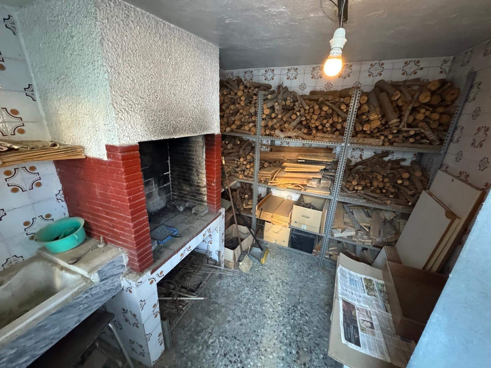 6 slaapkamer Villa te koop in Segur de Calafell met zwembad garage - € 335.000 (Ref: 9473046)