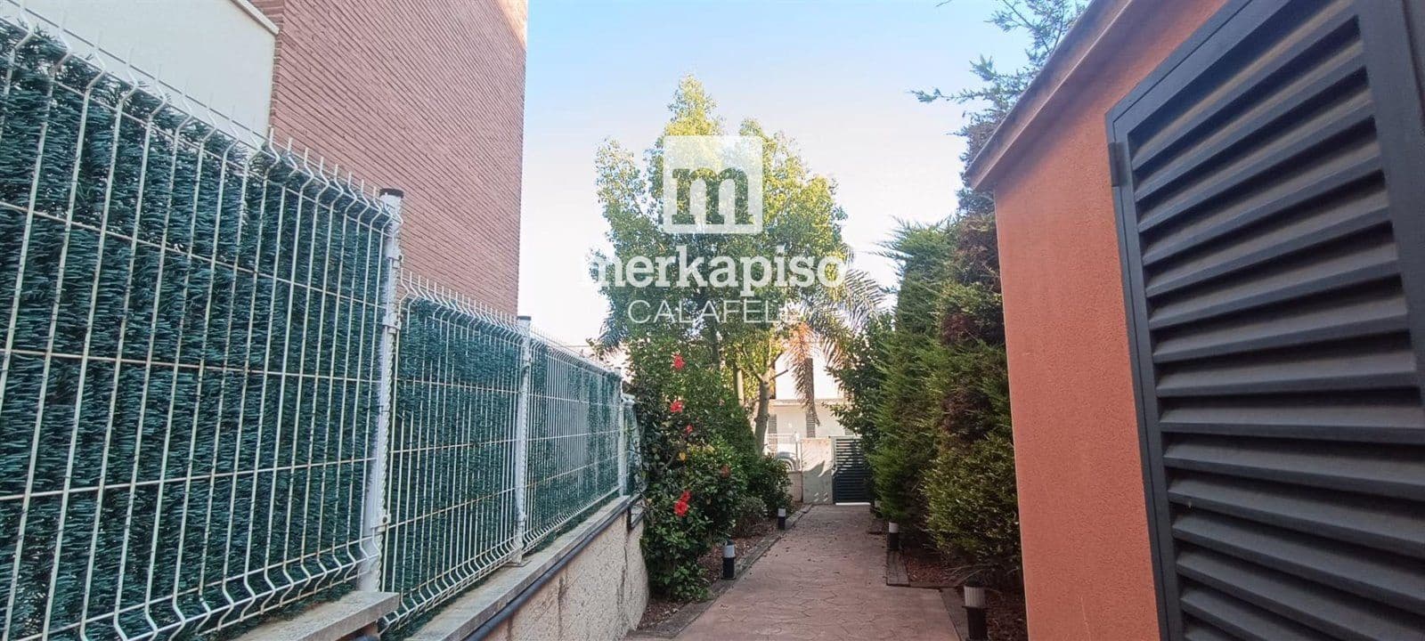 Piso de 3 habitaciones en Cunit en venta con piscina - 289.000 € (Ref: 9486924)