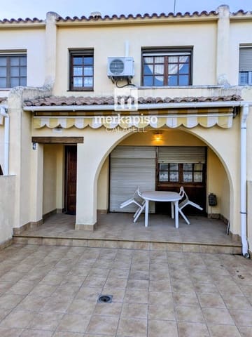 4 makuuhuone Omakotitalo myytävänä paikassa Calafell mukana 
autotalli - 269 000 € (Ref: 9486929)