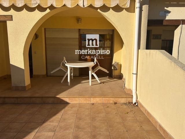 4 makuuhuone Omakotitalo myytävänä paikassa Calafell mukana 
autotalli - 269 000 € (Ref: 9486929)