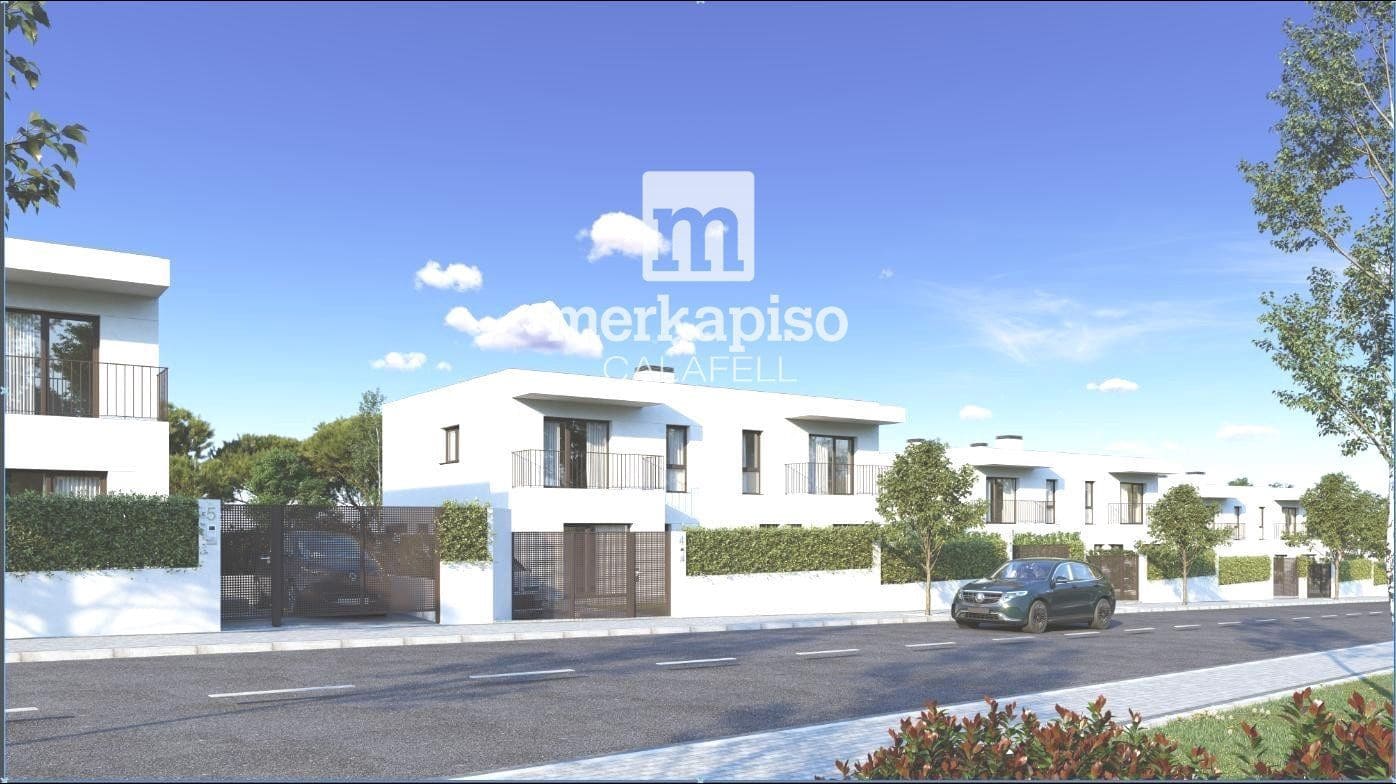 4 chambre Maison de Ville à vendre à Calafell avec piscine - 430 000 € (Ref: 9486934)