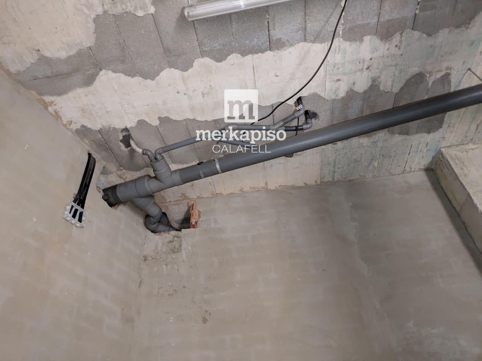 Commercial for sale in El Vendrell - € 55,000 (Ref: 9486938)