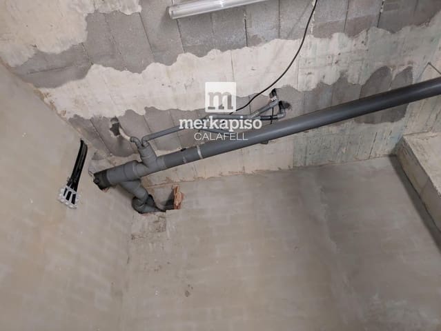 Kaupallinen myytävänä paikassa El Vendrell - 55 000 € (Ref: 9486938)