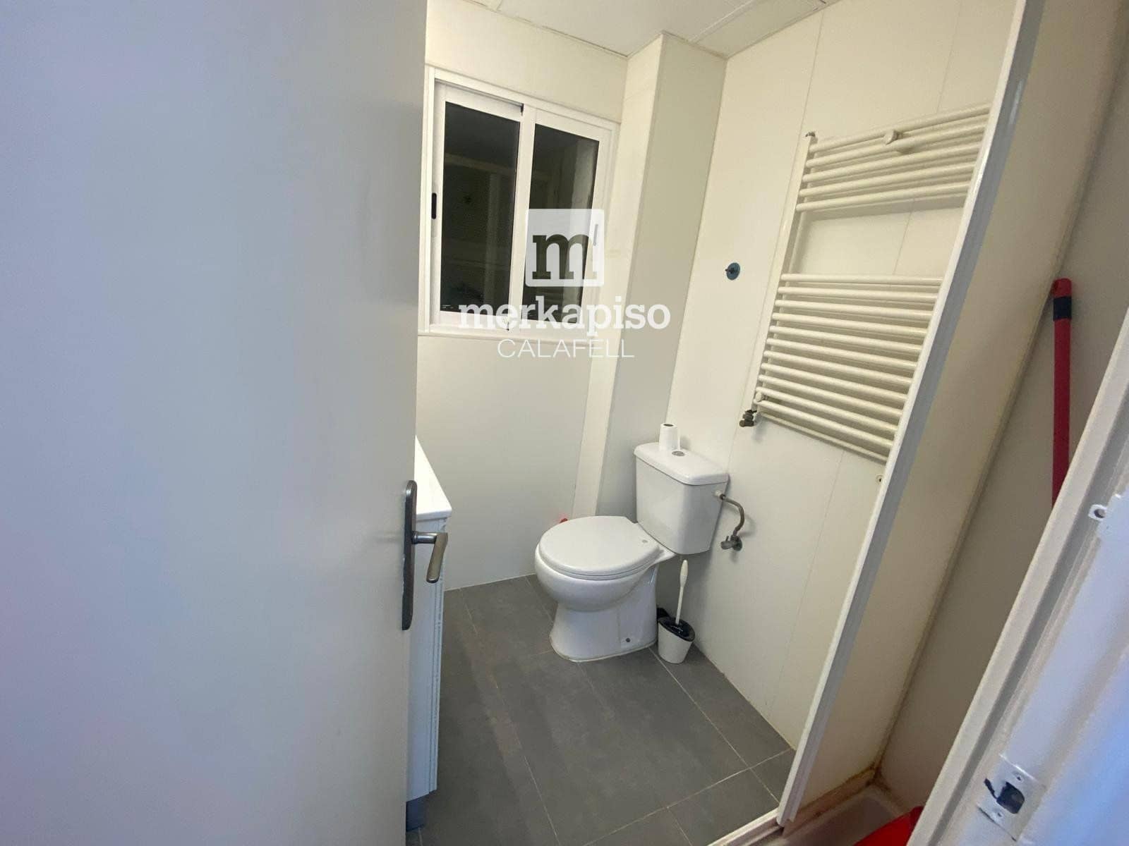 2 bedroom Flat for sale in Vilanova i la Geltru - € 149,000 (Ref: 9486940)