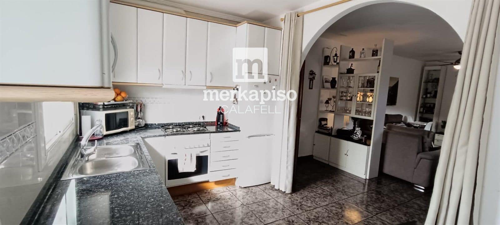 4 soveværelse Villa til salg i Olivella med swimmingpool - € 330.000 (Ref: 9486945)