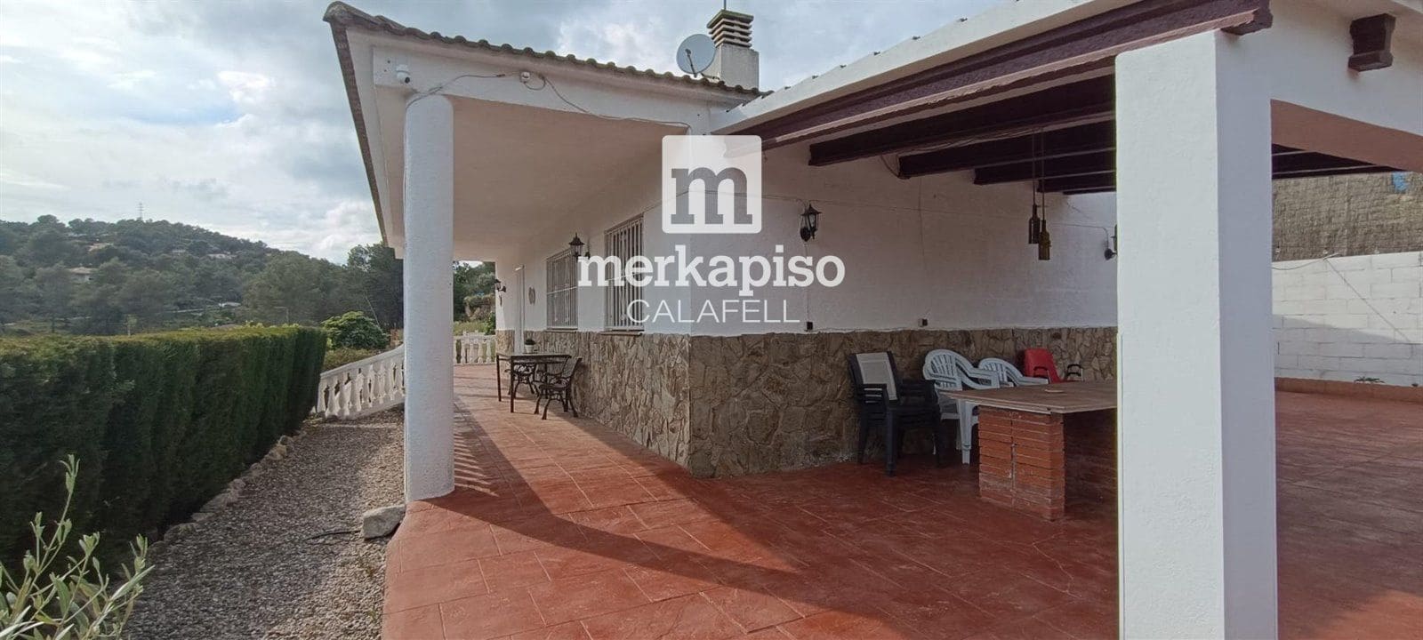 4 soveværelse Villa til salg i Olivella med swimmingpool - € 330.000 (Ref: 9486945)