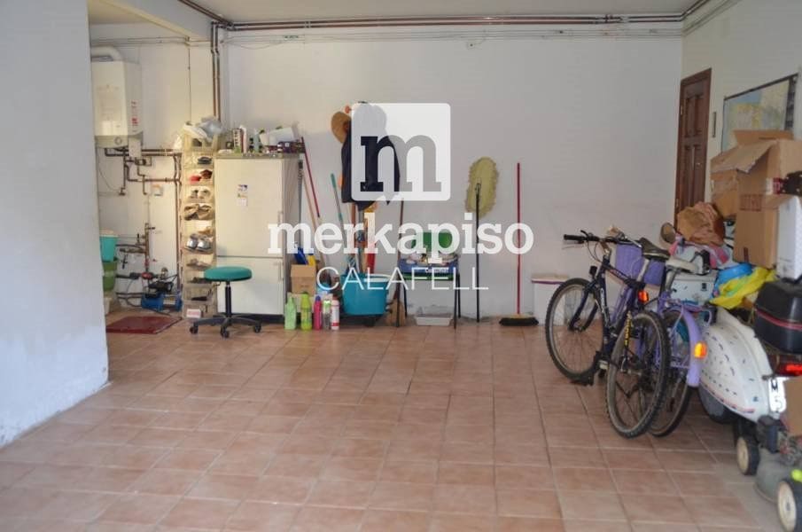 3 bedroom Townhouse for sale in Segur de Calafell with garage - € 339,000 (Ref: 9486946)