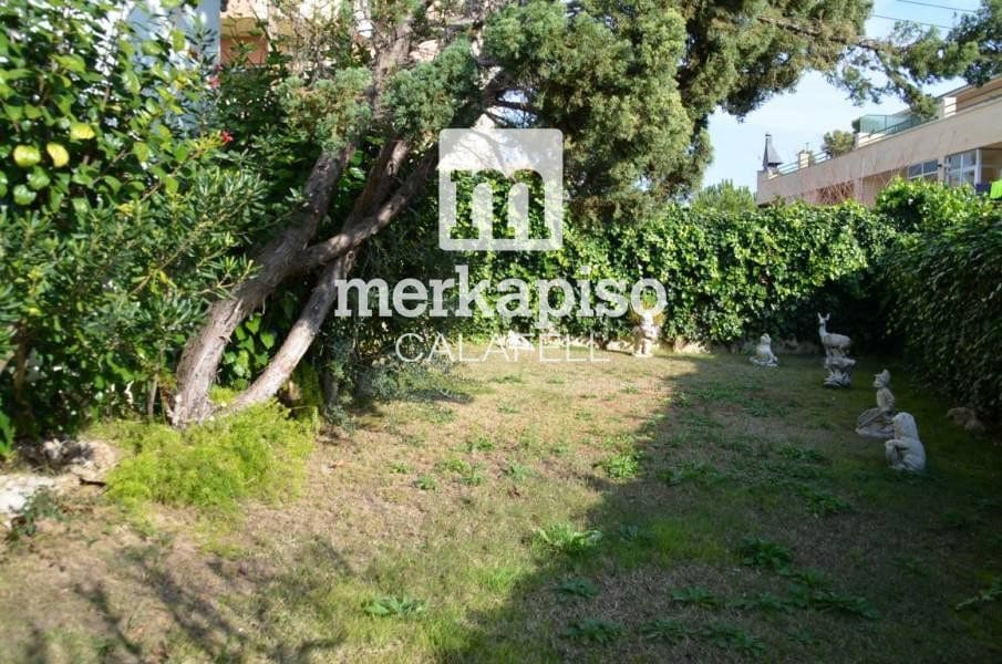 3 bedroom Townhouse for sale in Segur de Calafell with garage - € 339,000 (Ref: 9486946)