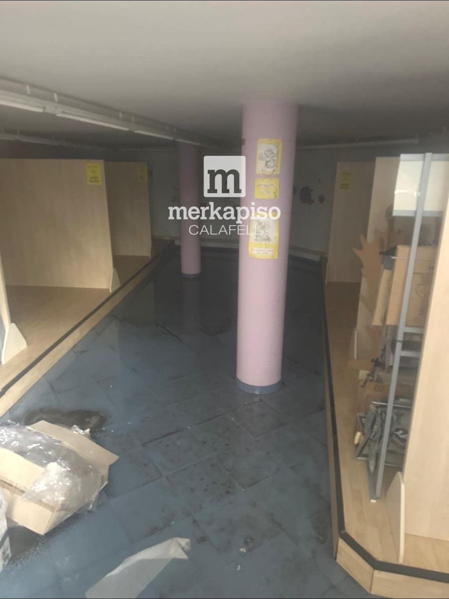 Commercial for rent in El Vendrell - € 1,400 (Ref: 9486954)