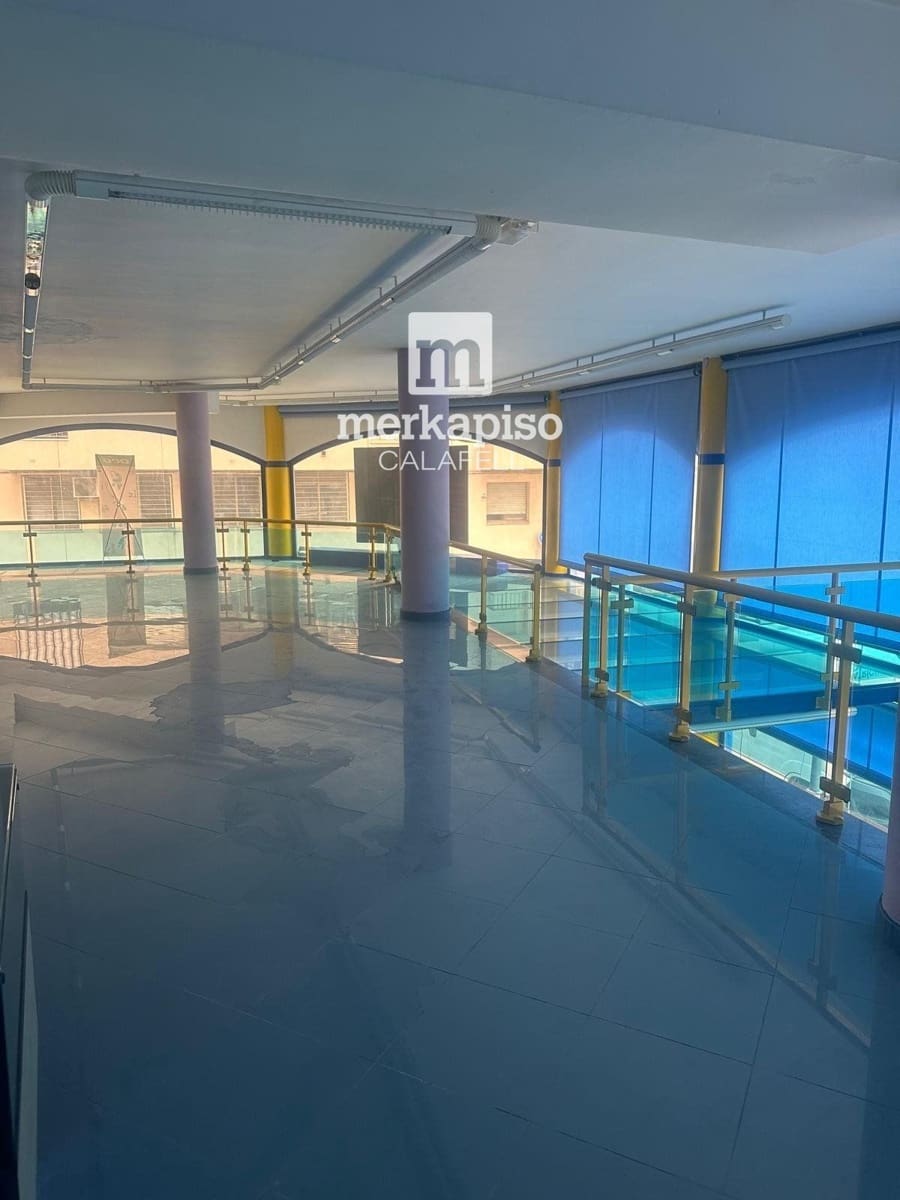 Commercial for rent in El Vendrell - € 1,400 (Ref: 9486954)