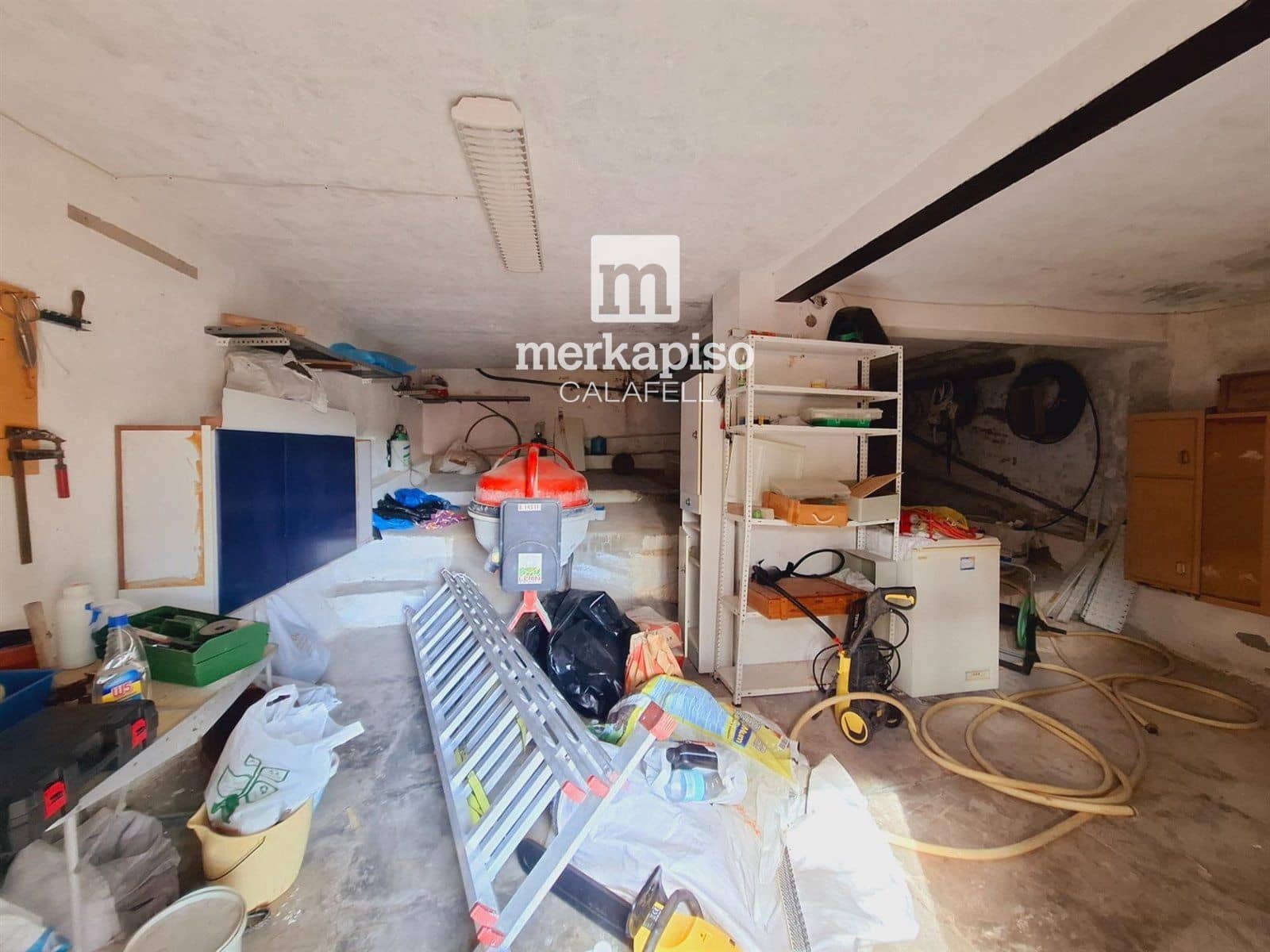 5 bedroom Villa for sale in Calafell with pool - € 325,000 (Ref: 9506664)