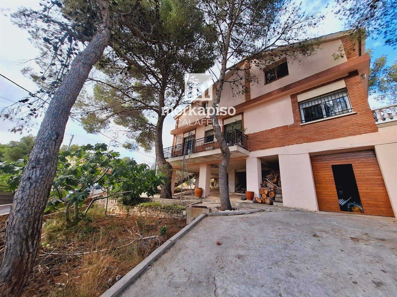 5 bedroom Villa for sale in Calafell with pool - € 325,000 (Ref: 9506664)