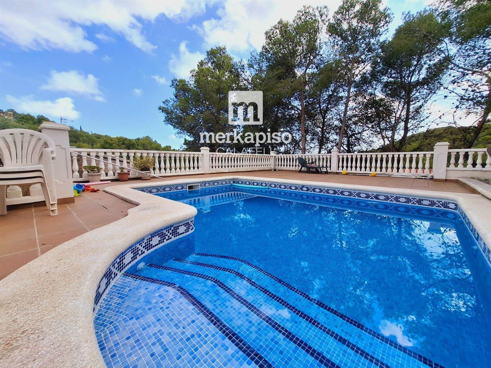 5 bedroom Villa for sale in Calafell with pool - € 325,000 (Ref: 9506664)