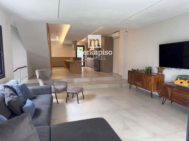 Casa de 5 habitaciones en Cunit en venta - 420.000 € (Ref: 9506667)